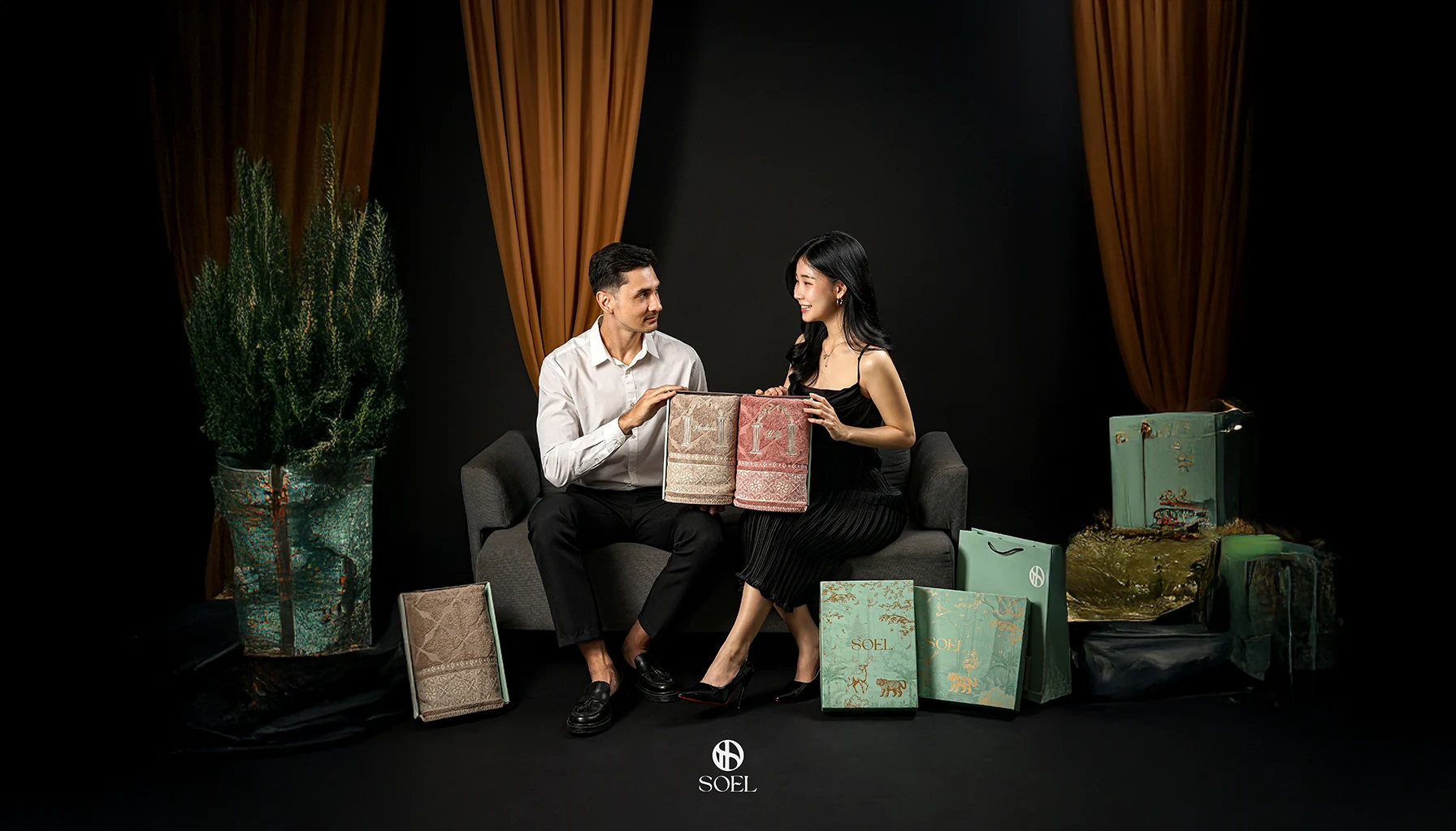 Kenali 10 perbedaan utama antara handuk hotel dan handuk rumahan. Panduan ini bantu Anda memilih handuk terbaik sesuai kebutuhan dengan referensi produk premium.